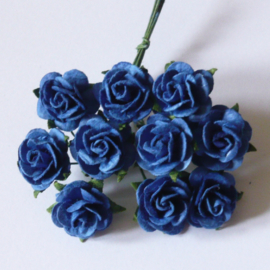 Paper roses, 15 mm. koningsblauw
