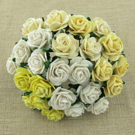 Paper roses, 15 mm. wit mix