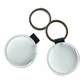 Sleutelhanger PU wit | hartje of langwerpig