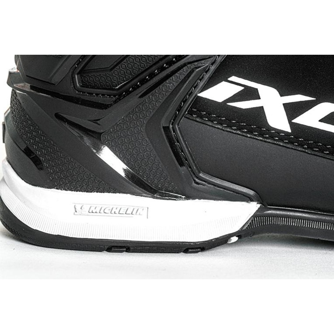 IXON Bull 2 WP