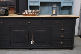 Robuuste doorleefde dressoir black industrieel