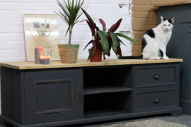 Tv kast vintage black