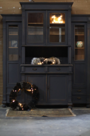 Buffetkast vintage winter Cottage