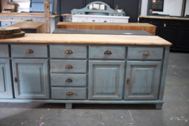 Grote kast, Toonbank / dressoir Scandinavisch vintage
