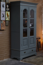 Vitrinekast  *eiland* houten vintage kast