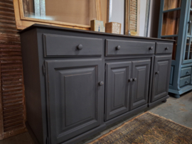 Dressoir/ keukenkast vintage black