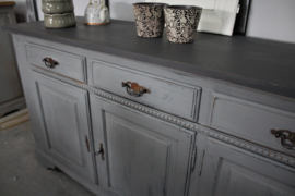 Grote robuuste kast grey