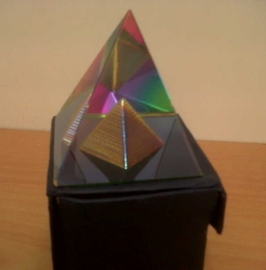 Pyramide in pyramide 6