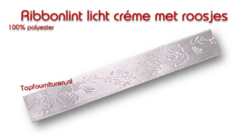 Ribbonlint licht créme  met roosjes