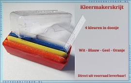 Kleermakerskrijt vier kleuren in doosje