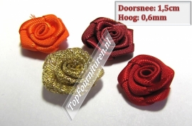 Bloemen 1,5 cm in diverse kleuren prijs per 5 stuks