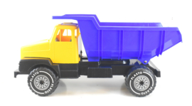 Plasto Giant Truck