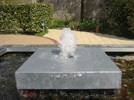Fountain sink size 55x55cm, fountain for your pond,  We would be happy to make a suitable offer for you.