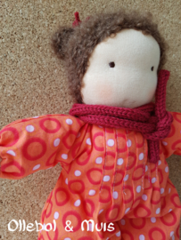 Soft doll / baby doll brown hair