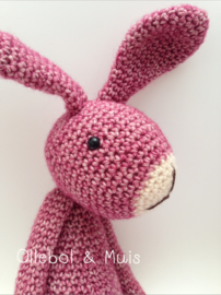 Crochet bunny reddisch