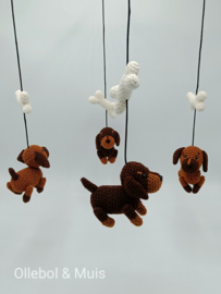 Muziekmobiel teckels met botjes
