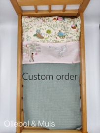Custom order poppenbed matrasje, kussen, lakentje en dekentje