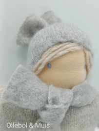 Waldorf geïnspireerd knuffelpopje gerecyclede mohair Blogbericht