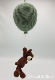 Music box hot air balloon with little bear