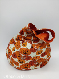 Knot Bag Halloween print Belle & Boo
