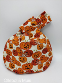 Knot Bag Halloween print Belle & Boo