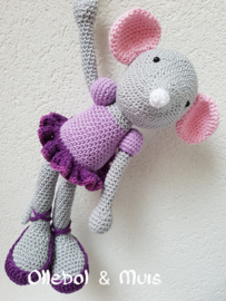 Crochet mouse / ballerina mouse