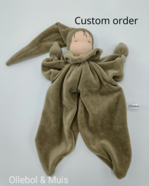 Custom order vlinderpopje