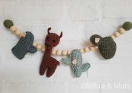 Stroller chain alpaca & cactus