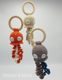 Rattle / teether jellyfish ecru