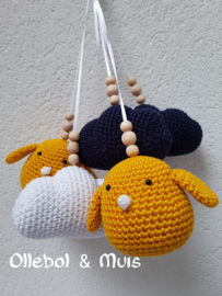 crochet birds and clouds for music mobile