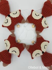 Crochet foxes for music mobile