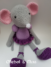 Crochet mouse / ballerina mouse