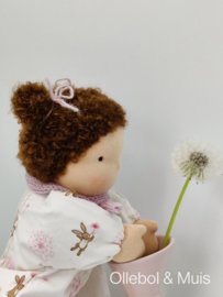 Soft doll dandelion