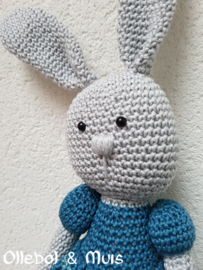 Crochet bunny