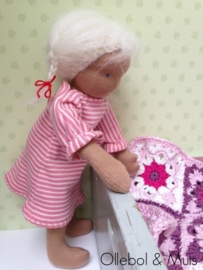 Waldorf popje 23 cm