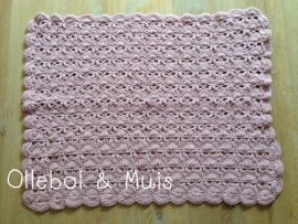 Crochet shawl / baby cloth