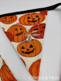 Pumpkin bunting