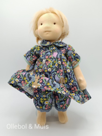Poppenjurk en broekje pop 33-38 cm