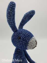 Rabbit / bunny navy blue