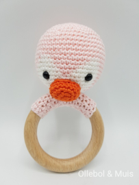 Rattle / teether pink penquin