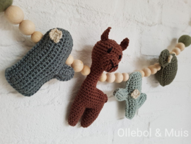 Stroller chain alpaca & cactus