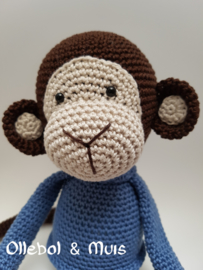 Crochet monkey