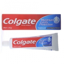 Colgate Tandpasta in doosje Fluoride 100ml