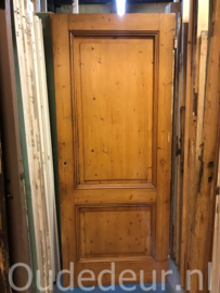 nr. 1810 oude grenen deur zonder verf