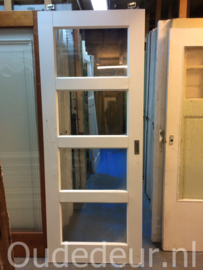 nr. 2843 twee deuren met vier ruiten