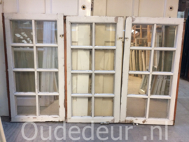 nr. r758 4 oude ramen met roede