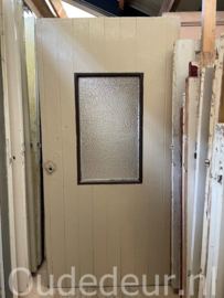 nr. 4703 oude opgeklampte glas deur