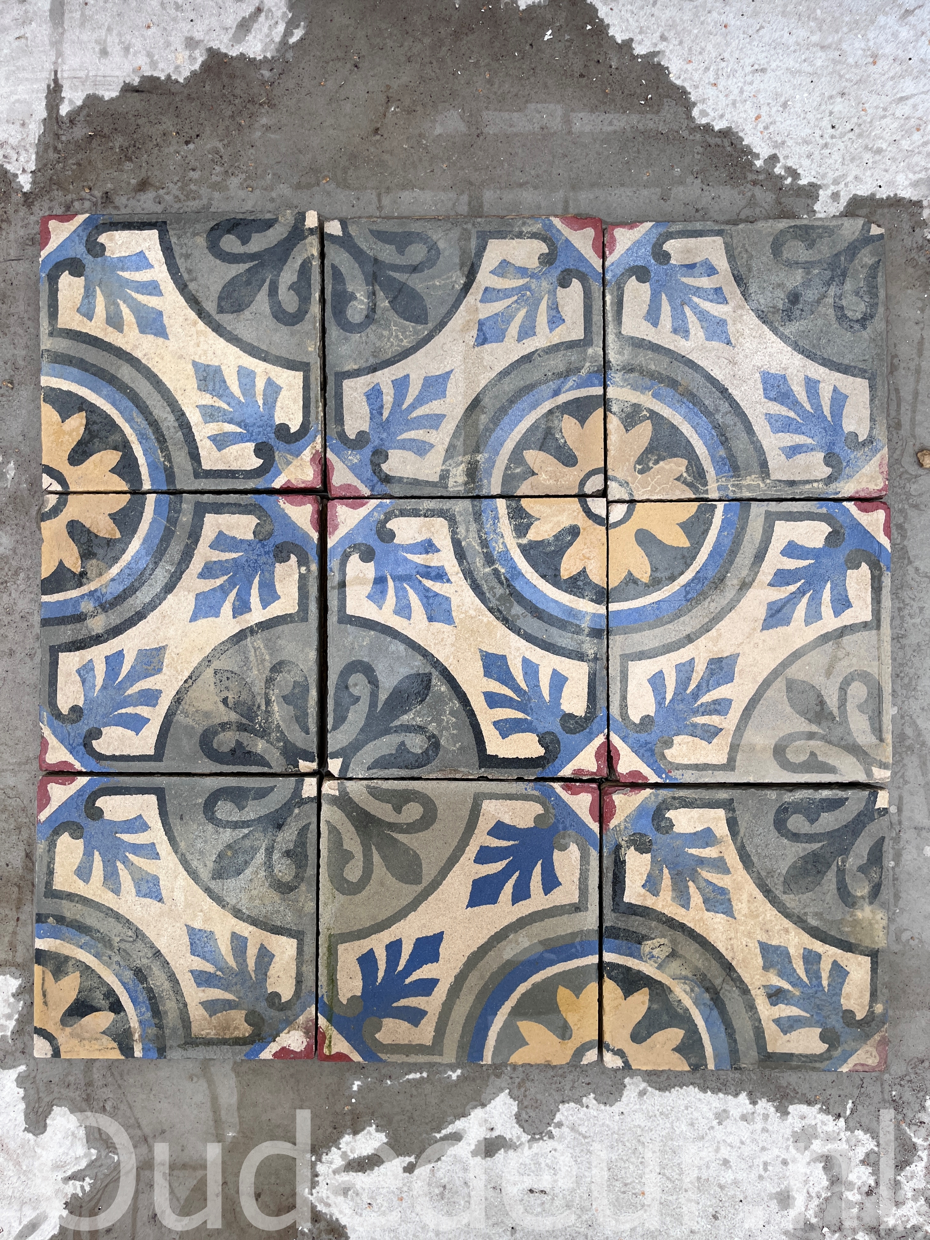 nr. 139 oude franse vloertegels 6 m2