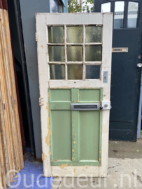 nr. v462 oud voordeurtje