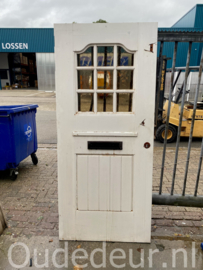 nr. v504 voordeur met ruitjes